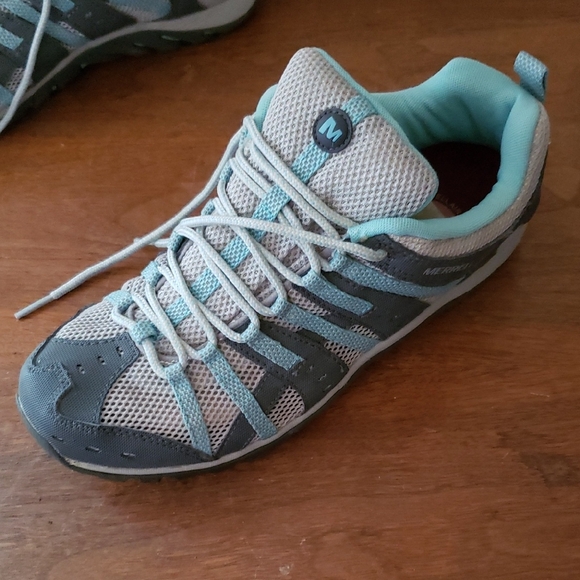 Merrell Shoes - Merrell Mykos Aquatic Women's Athletic Shoes in Gray and Light Blue EUC